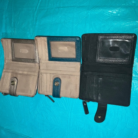 Set of 3 leather Relic Wallets - Picture 7 of 8